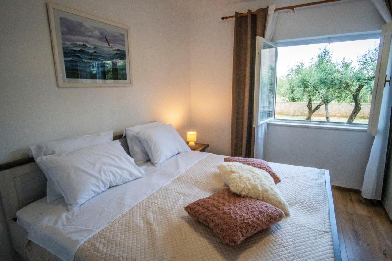 House Nada Apartman Muntić Kültér fotó