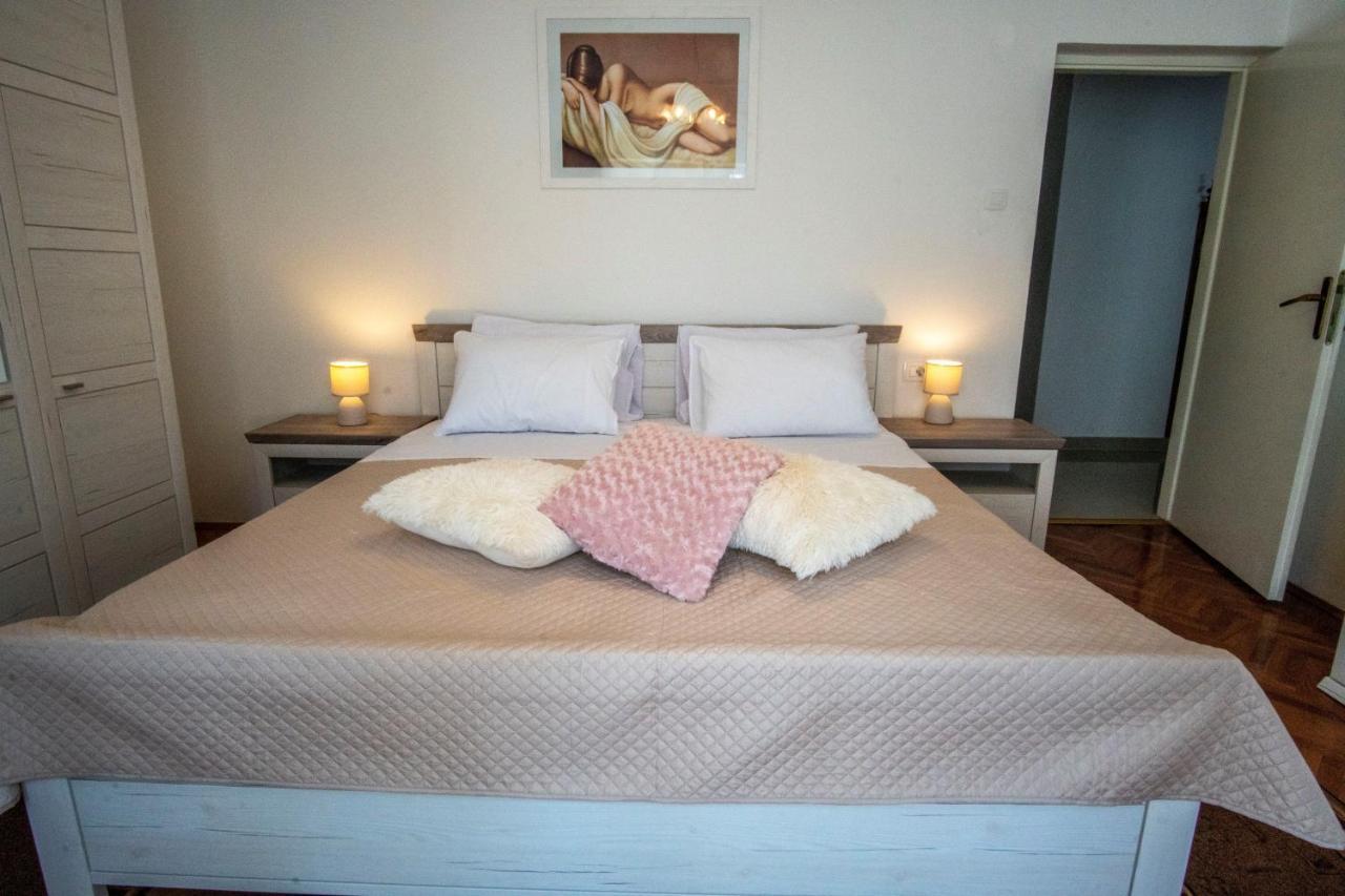 House Nada Apartman Muntić Kültér fotó