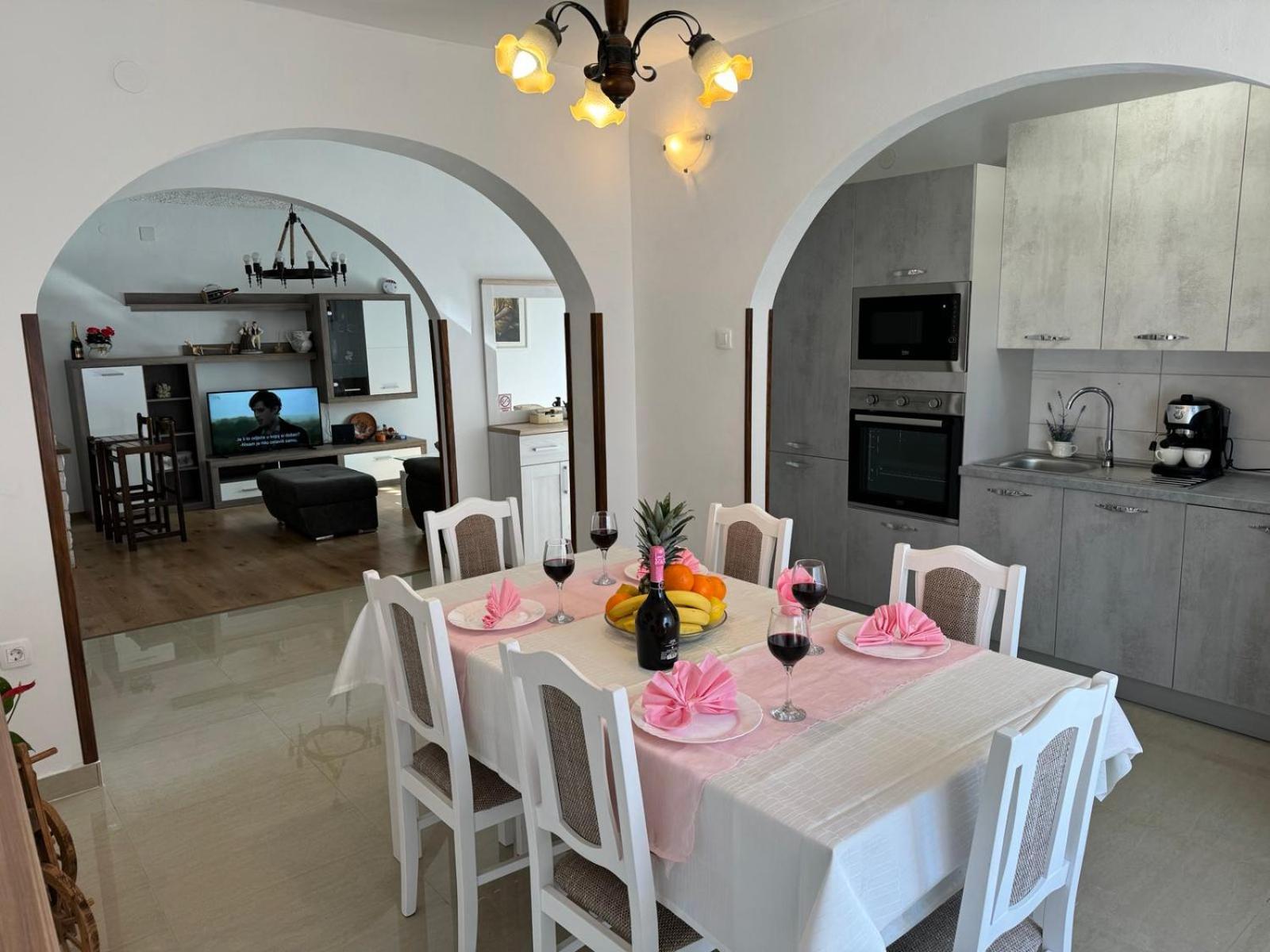 House Nada Apartman Muntić Kültér fotó